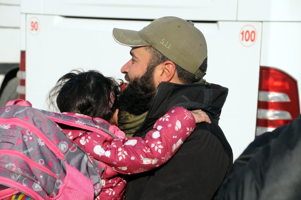 Tel Abyad’lı 500 kişi ülkelerine döndü 