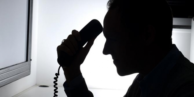 Telefon dolandırıcıları yakayı ele verdi