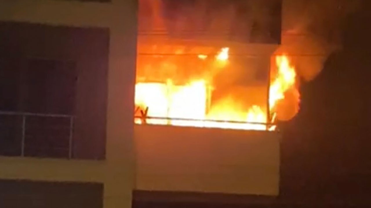 Telefonda tartıştı, evi ateşe verdi!