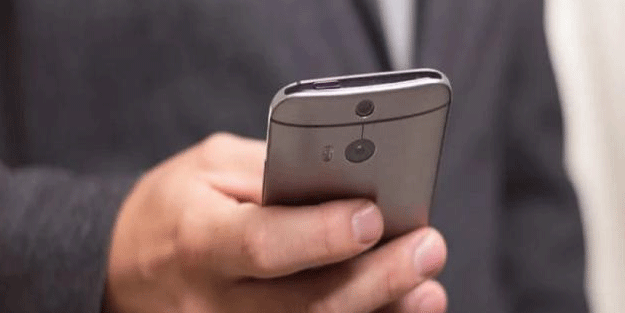 Telefondaki ses hayatının şokunu yaşattı