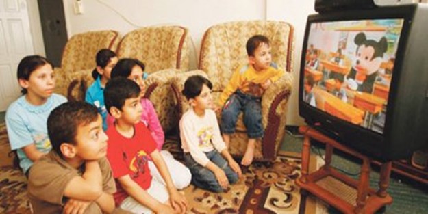 Televizyon kültürü değerlerimizi yozlaştırıyor