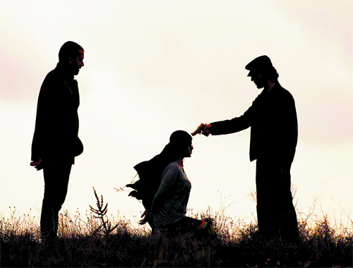 Televizyonda gördüğü cinayeti...