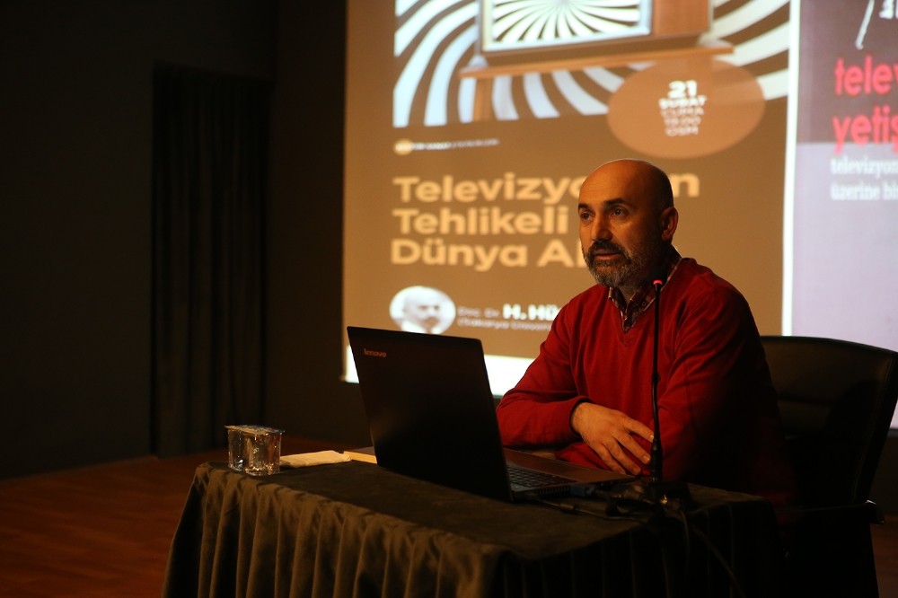 ‘Televizyonun Tehlikeli Dünya Algısı’ OSM’de konuşuldu 