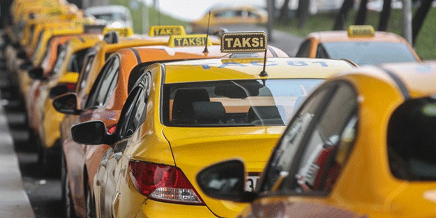 Telif kabul edildi! İstanbul'daki taksilerde yeni özellik
