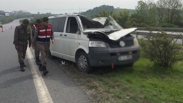 TEM otoyolunda kaza: 5 kişi yaralı