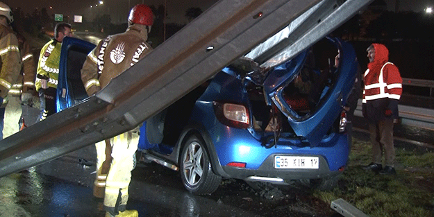 TEM Otoyolu'nda otomobil bariyere girdi: 1 ölü