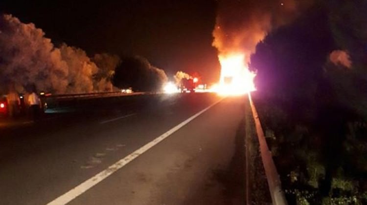 TEM Otoyolu’nda TIR katliamı: 2 kişi yanarak öldü