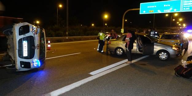 TEM Otoyolu'nda zincirleme kaza: 2 yaralı