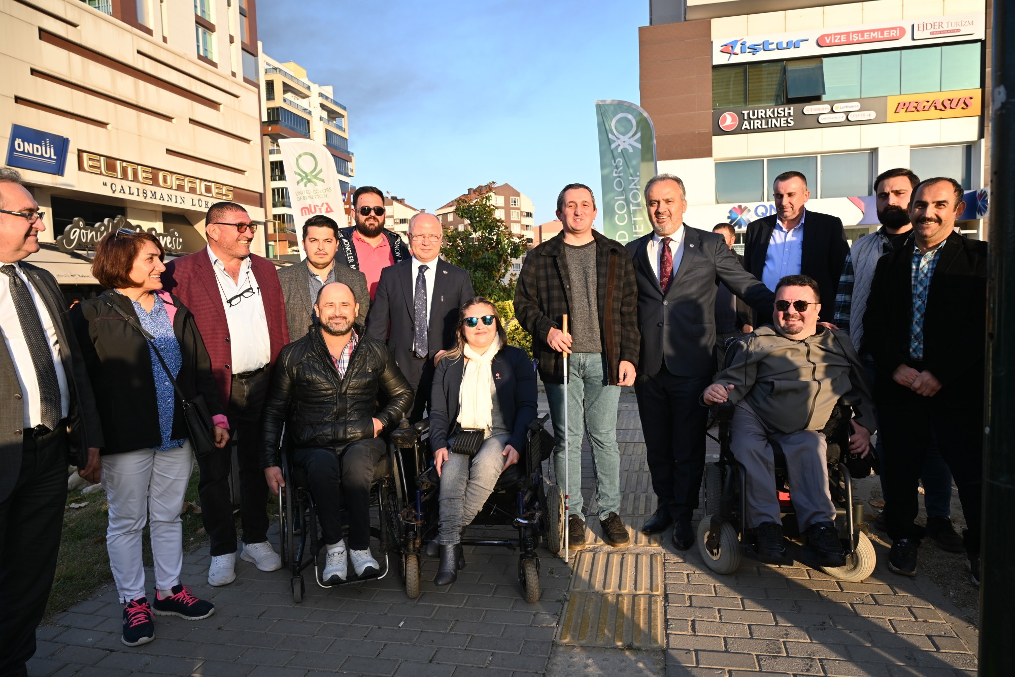 Temassız geçişle, yayalara engel yok