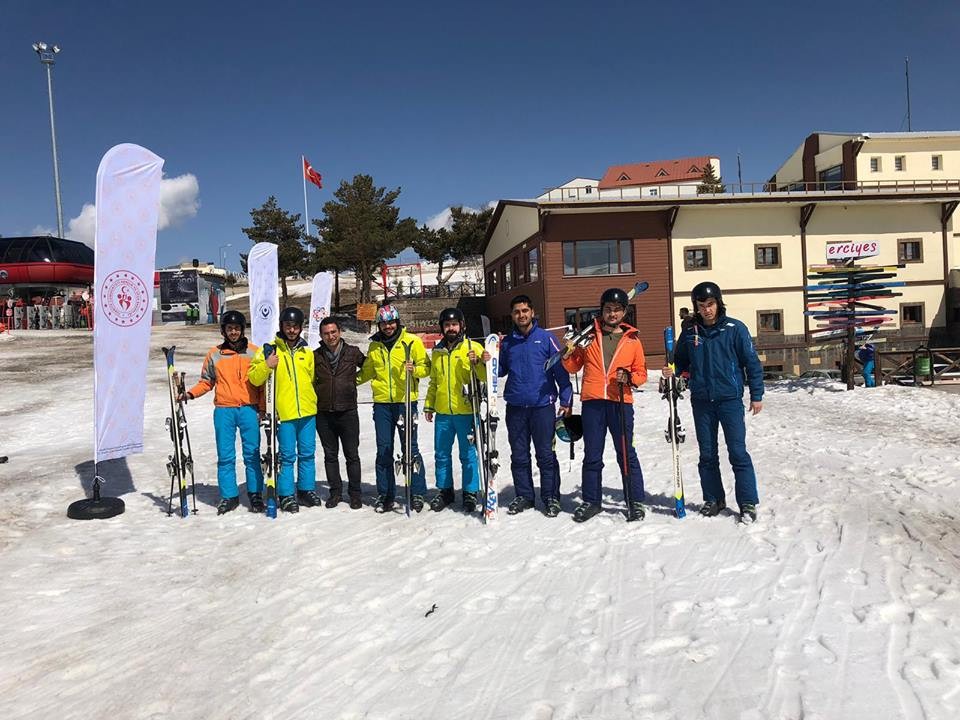 Tematik gençlik kampları devam ediyor 