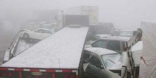 22 araç birbirine girdi!