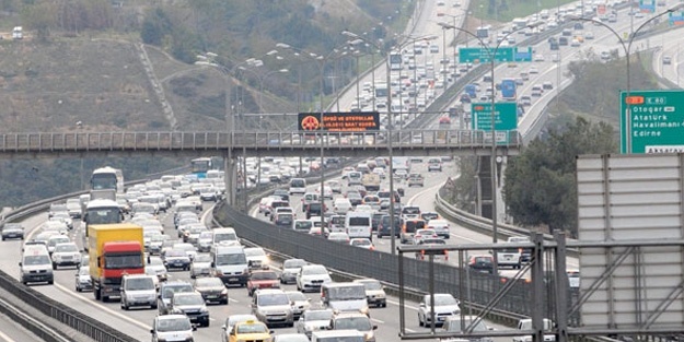 TEM'de bayram yoğunluğu