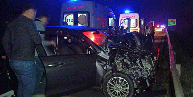 TEM'de feci kaza! Önce otobüse sonra bariyerlere çarptı