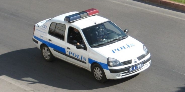 TEM'de ikiz plakalı araç alarmı