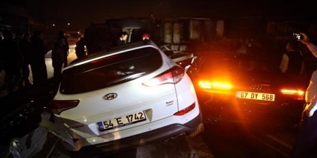 TEM'de TIR dehşeti! Çok sayıda yaralı var