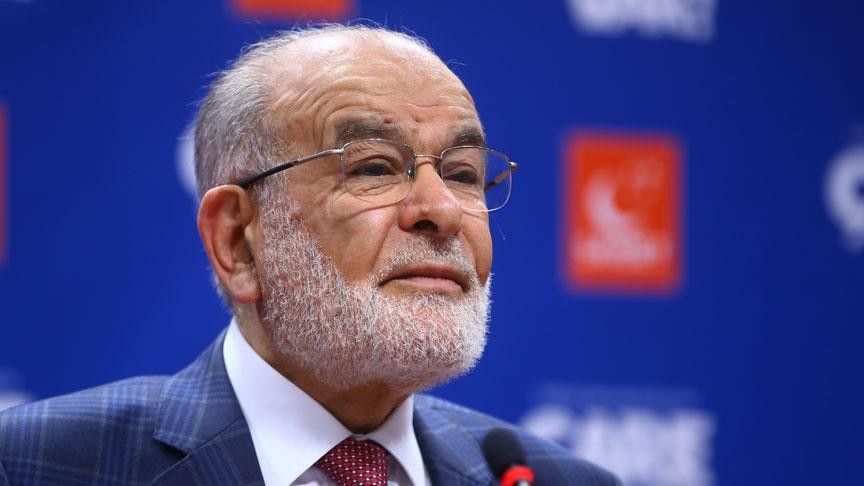 Temel Karamollaoğlu’ndan sert çıkış: ‘Yatak kıyafetiyle gezmeye utanmıyor, ahlaksız!’