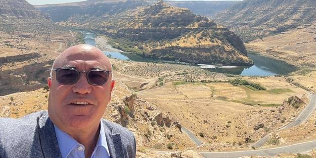 Temizlik AK Partiden selfie CHP'den! Böyle şov yaptı