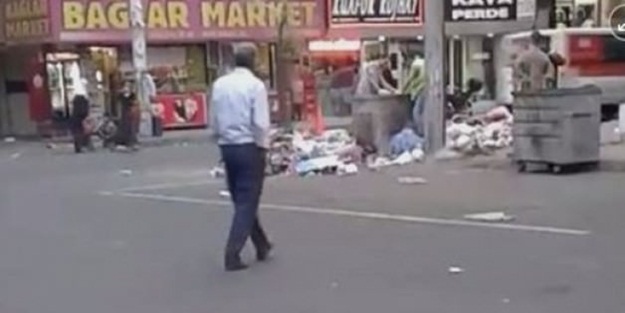 Temizlik işçileri çöpleri etrafa saçtı