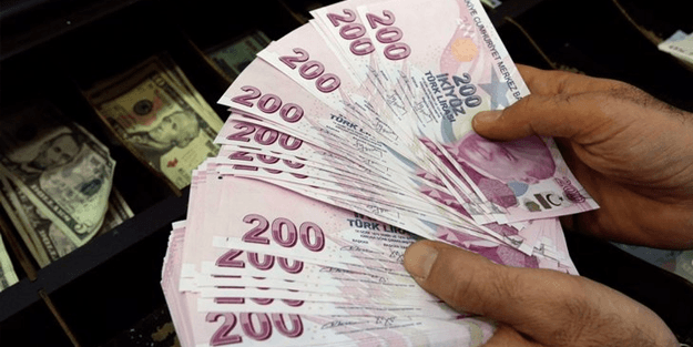 Emekliye çifte bayram, memura zam