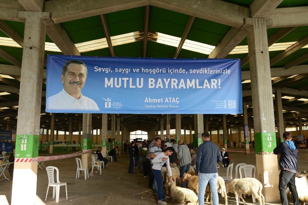 Tepebaşı bayrama hazır 