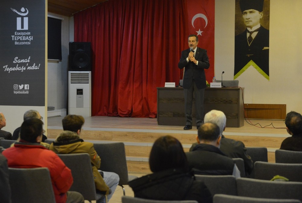 Tepebaşı Belediyesinde Nazım Hikmet konuşuldu 