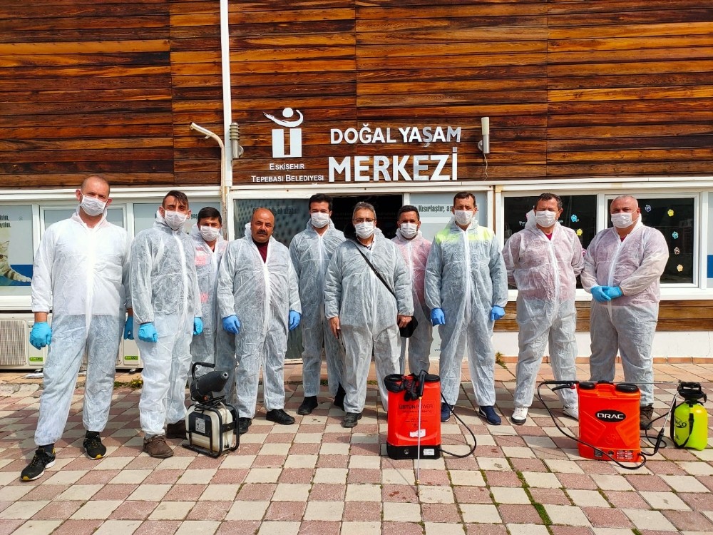 Tepebaşı’nda 921 bina ve araç dezenfekte edildi 