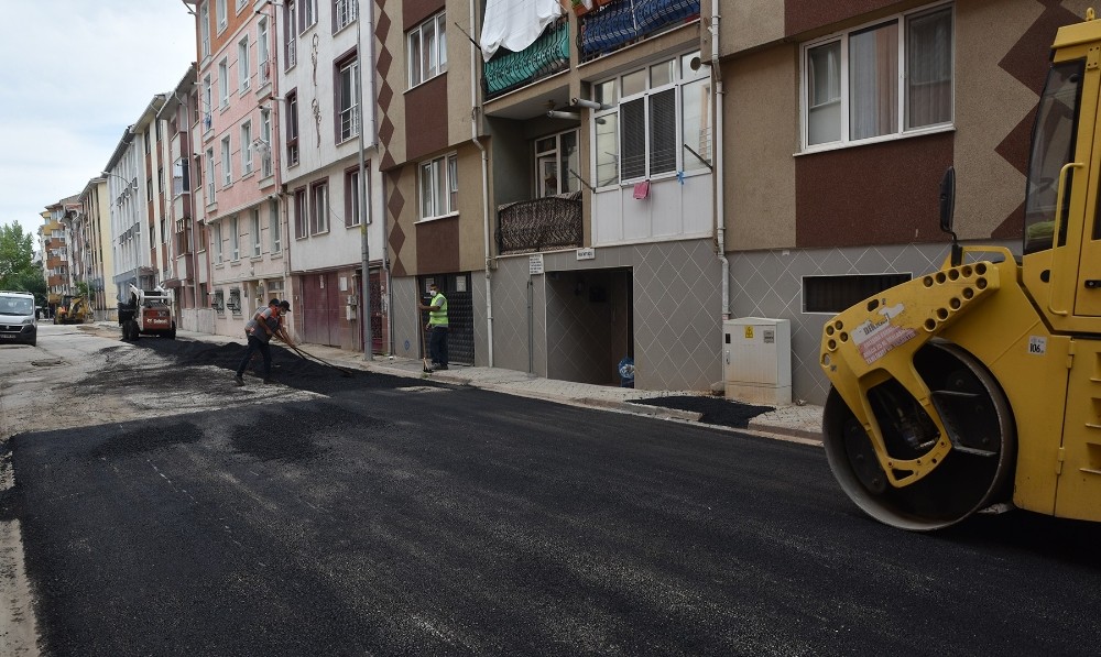 Tepebaşında üst yapı çalışmaları devam ediyor 