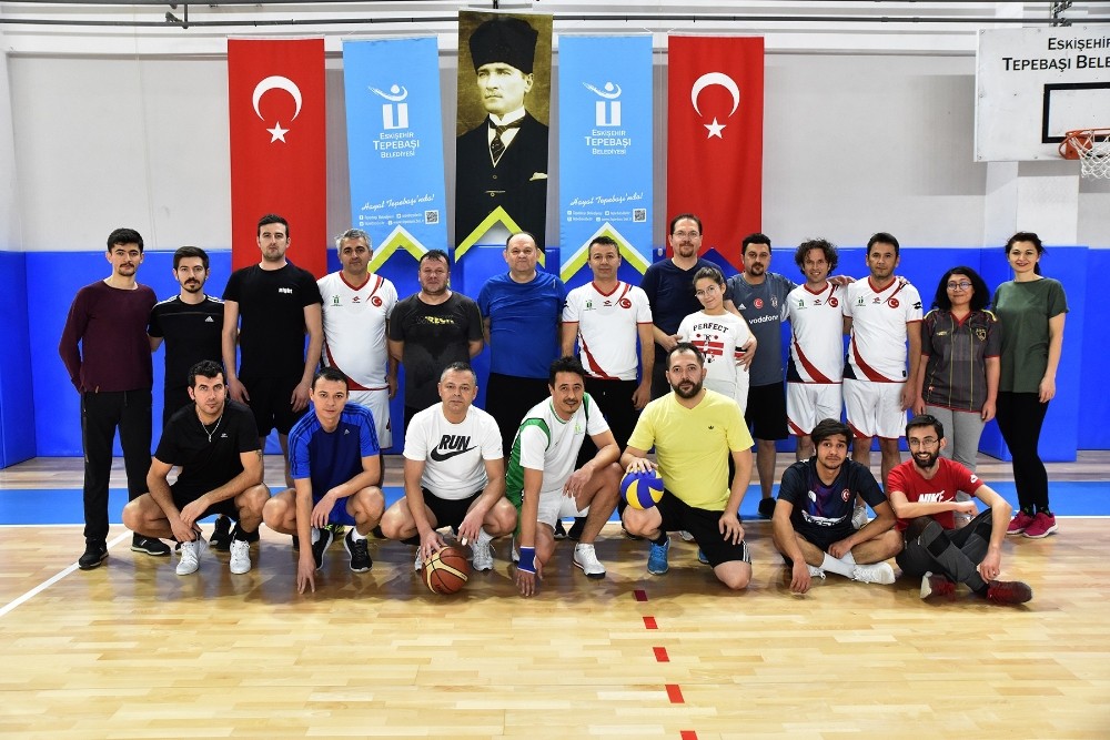 Tepebaşı’nda voleybol heyecanı 