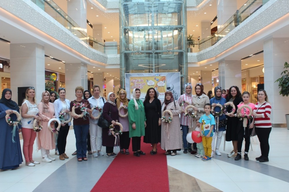 Teraryum ve kapı süsü etkinliği düzenledi 