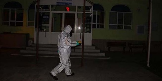 Teravih namazı sırasında cemaat öksürmeye başlayınca gerçek ortaya çıktı