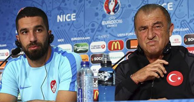 Terim'in radikal kadro seçimi dış basında yankı buldu