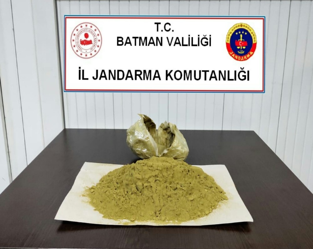 Terk edilmiş binada uyuşturucu ele geçirildi 