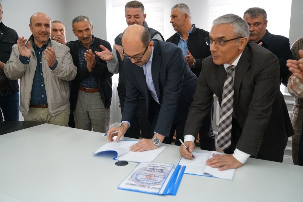 Terme Belediyesi’nde sözleşme sevinci 