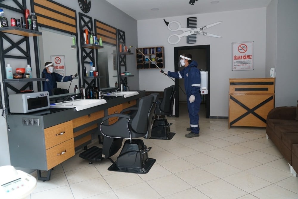 Terme’de berber ve kuaförler açılışa hazırlanıyor 