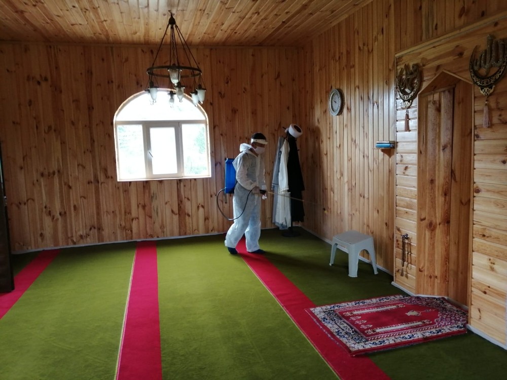 Terme’de camiler ibadete hazır 