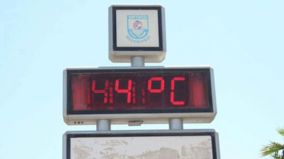Karabük’te termometreler 44 dereceyi gösterdi