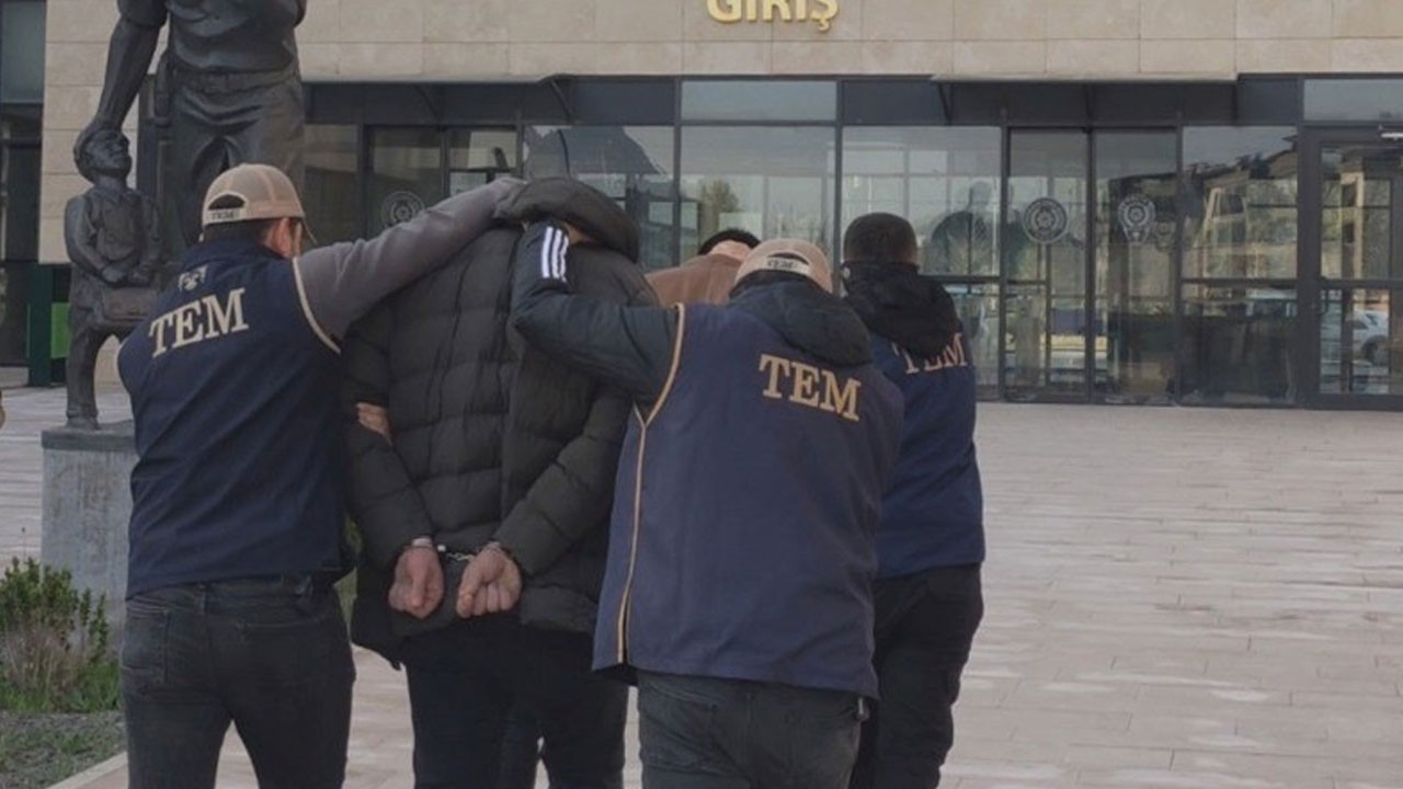 Terör operasyonuna 2 gözaltı