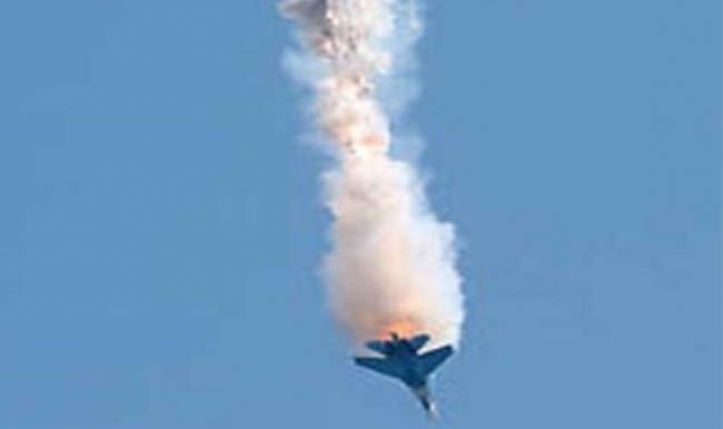 Terör örgütü DAEŞ yine Suriye uçağı düşürdü