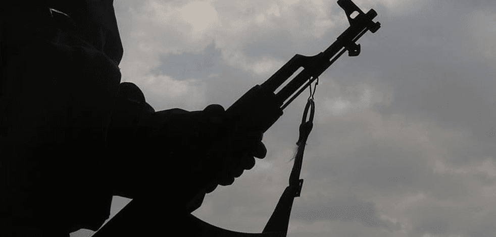 Terör örgütü PKK, Erbil'de Peşmerge güçlerine saldırdı