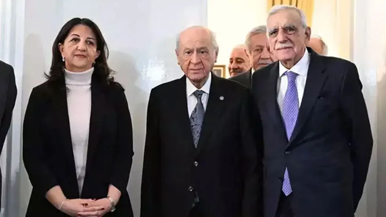 Terör örgütü PKK kongresini yaptı! Sıra kendini lağvettiğini açıklamasında! İlmek ilmek terörsüz Türkiye