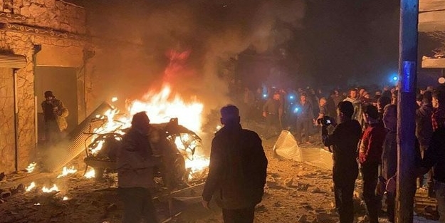 Terör örgütü PKK sonu gelen kuduz köpek gibi saldırıyor! Azez'de bombalı araçla saldırı