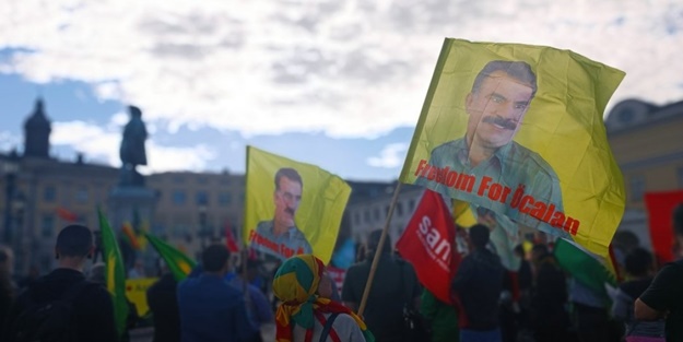 Terör örgütü PKK yandaşları İsveç'te gösteri yaptı
