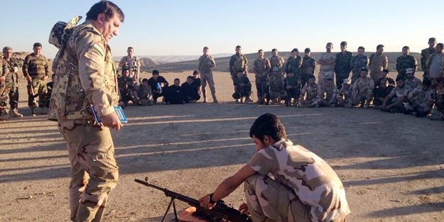 Peşmergeyi bakın kim eğitiyor!