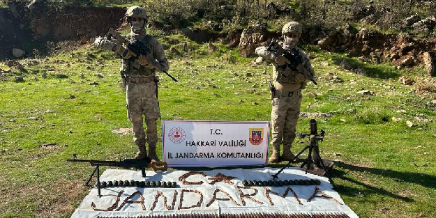 Terör örgütü PKK'ya ait silah ve mühimmat ele geçirildi