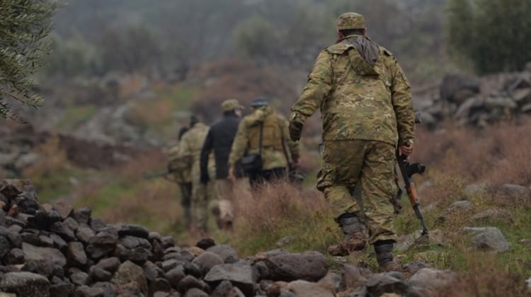 Terör örgütü PYD sıkıştı! Afrin'den kaçış yoluna tampon