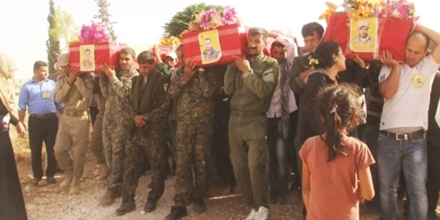 Kobani komutanı gömüldü!