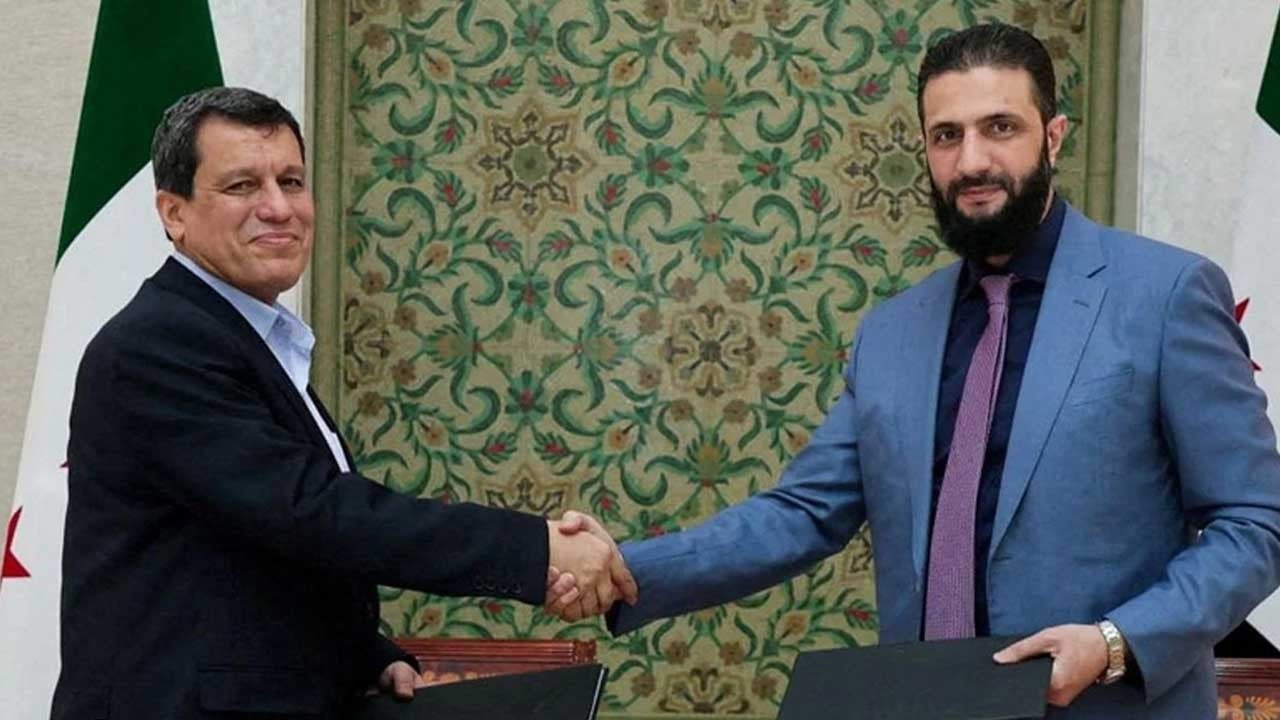 Terör örgütü SDG kendini feshetmişti! Şara'dan Mazlum Abdi'nin çok kritik görev