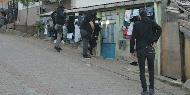 Terör örgütüne şafak operasyonu! Gözaltılar var