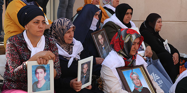 Terör örgütünün partisi olmaz