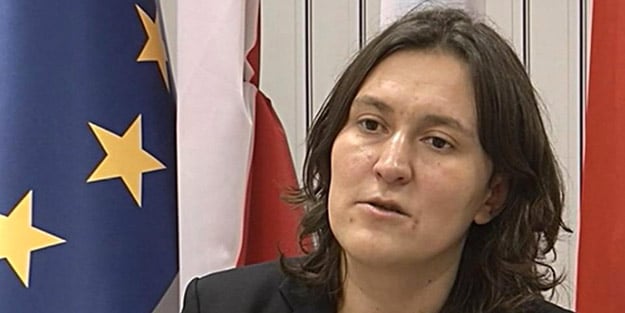 Terör sevici Kati Piri görevden alındı